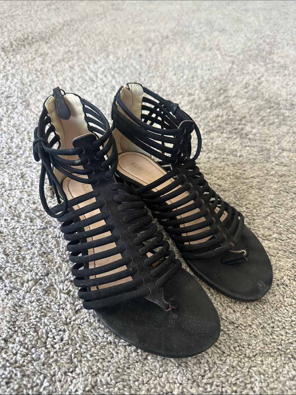 Klub Nico Women's Black Strappy Gladiator Sandals - Stylish Open-Toe Shoes